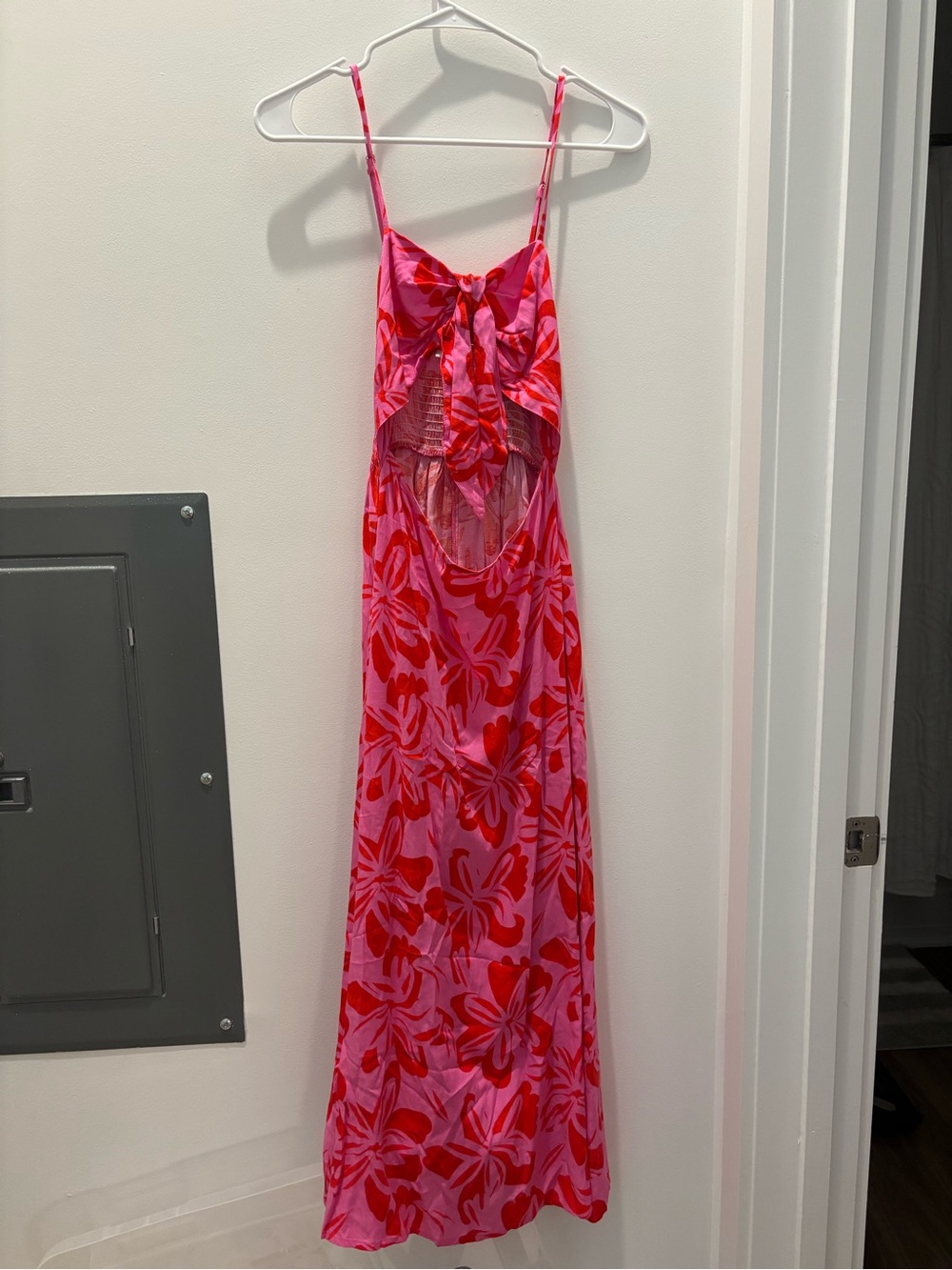 vestique Pink & Red Floral Tie-Back Slip Dress